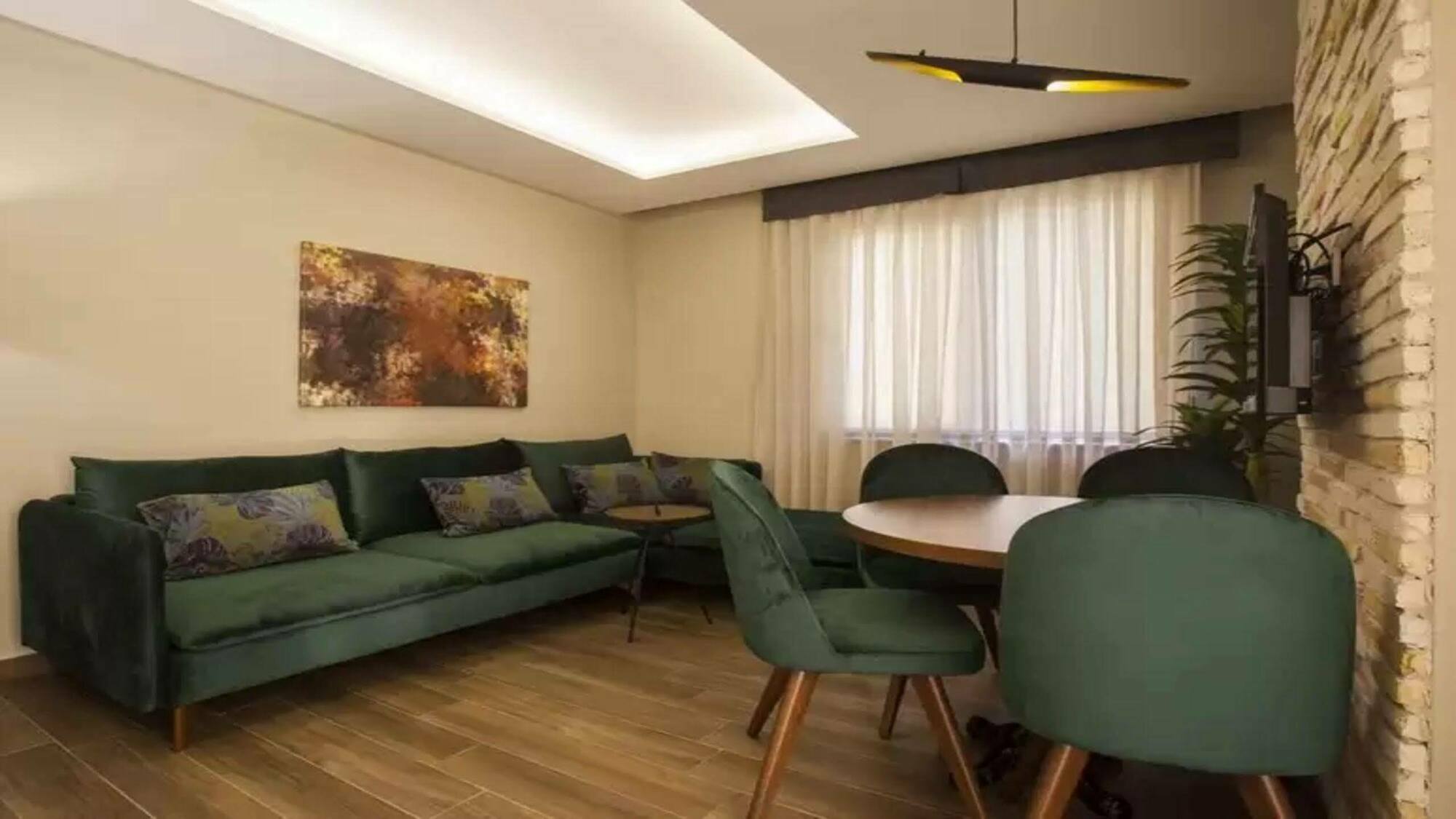 אקצ'אי Maxuite Hotel In Home מראה חיצוני תמונה